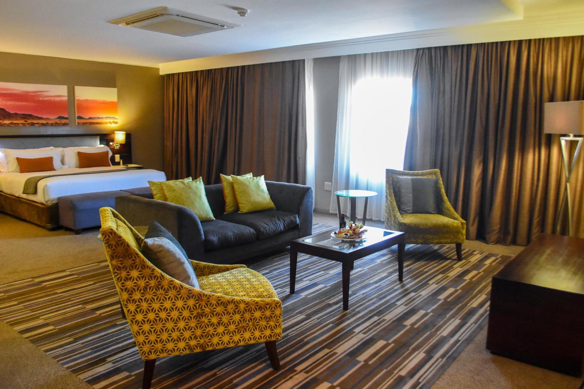 Cresta Mahalapye Hotel Экстерьер фото