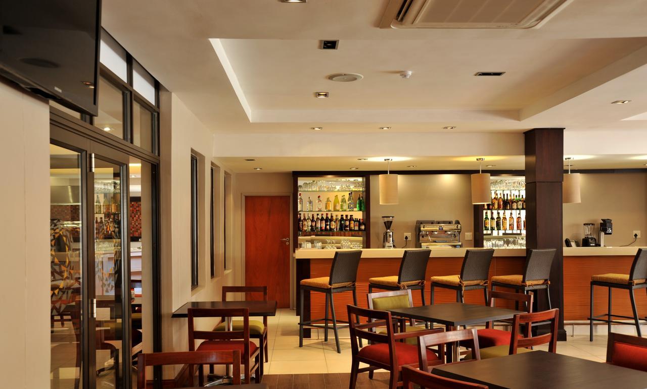 Cresta Mahalapye Hotel Экстерьер фото